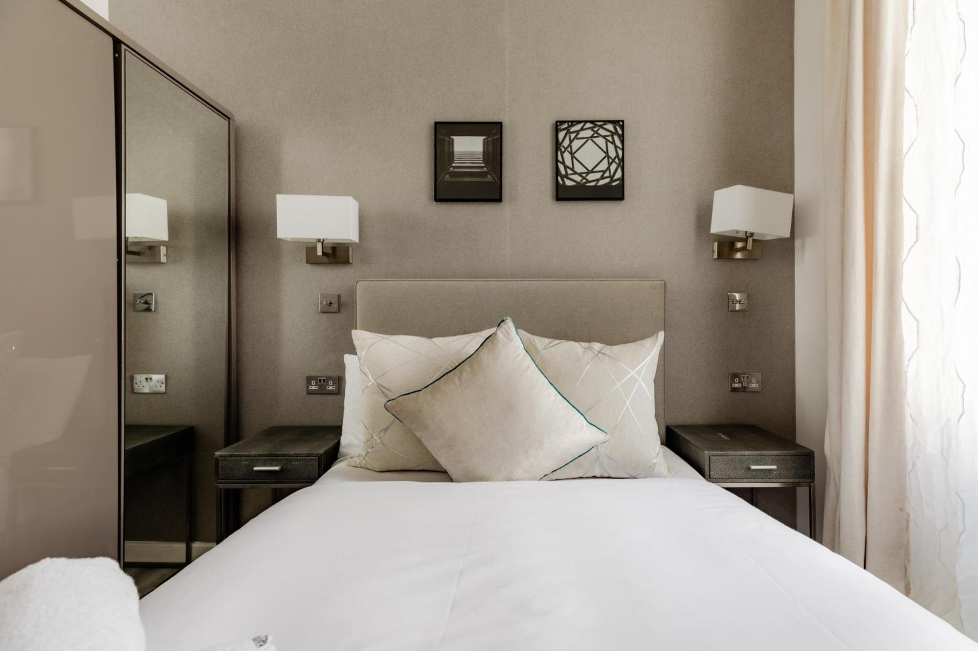 High Street Kensington Apartments ロンドン 部屋 写真